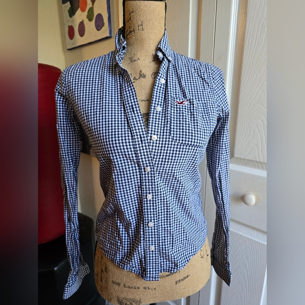 Hollister Women's Blue Checkered Shirt XS